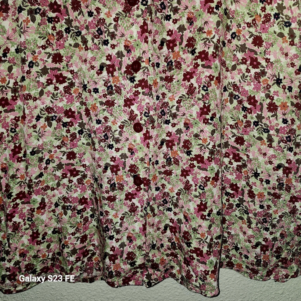 Christopher And Banks Scarlet Floral A Line Midi Skirt Size 12 - Picture 3 of 7